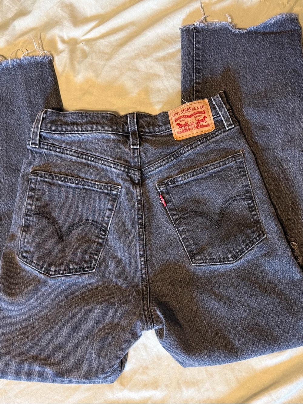 Levi's High-Rise Straight Jeans in Washed Black Denim